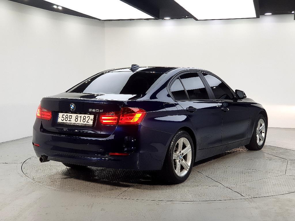 BMW 3 series - Vista 4