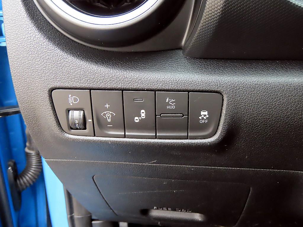 HYUNDAI Kona - Vista 12