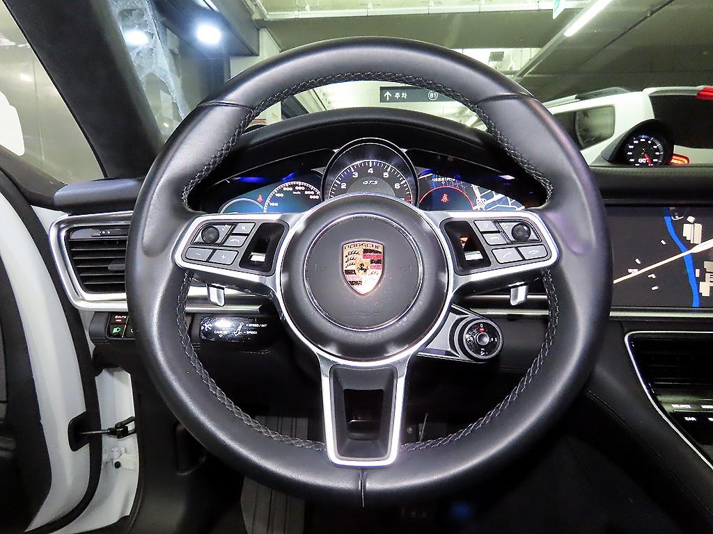 Porsche Panamera - Vista 8