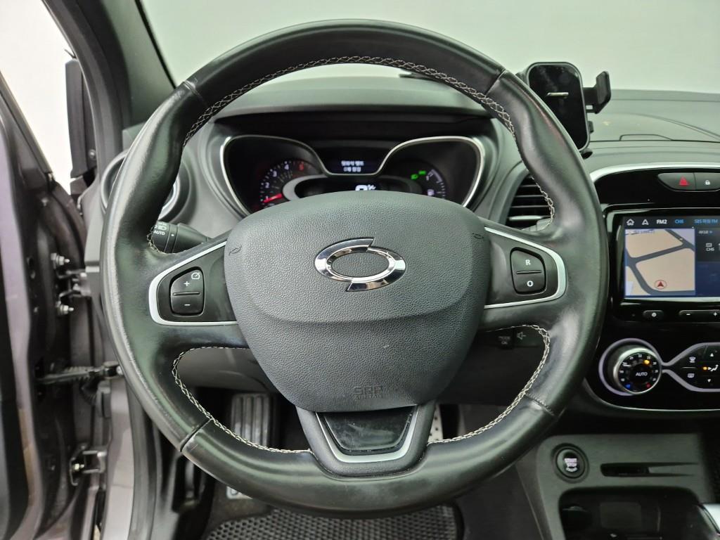 SAMSUNG QM3 - Vista 9