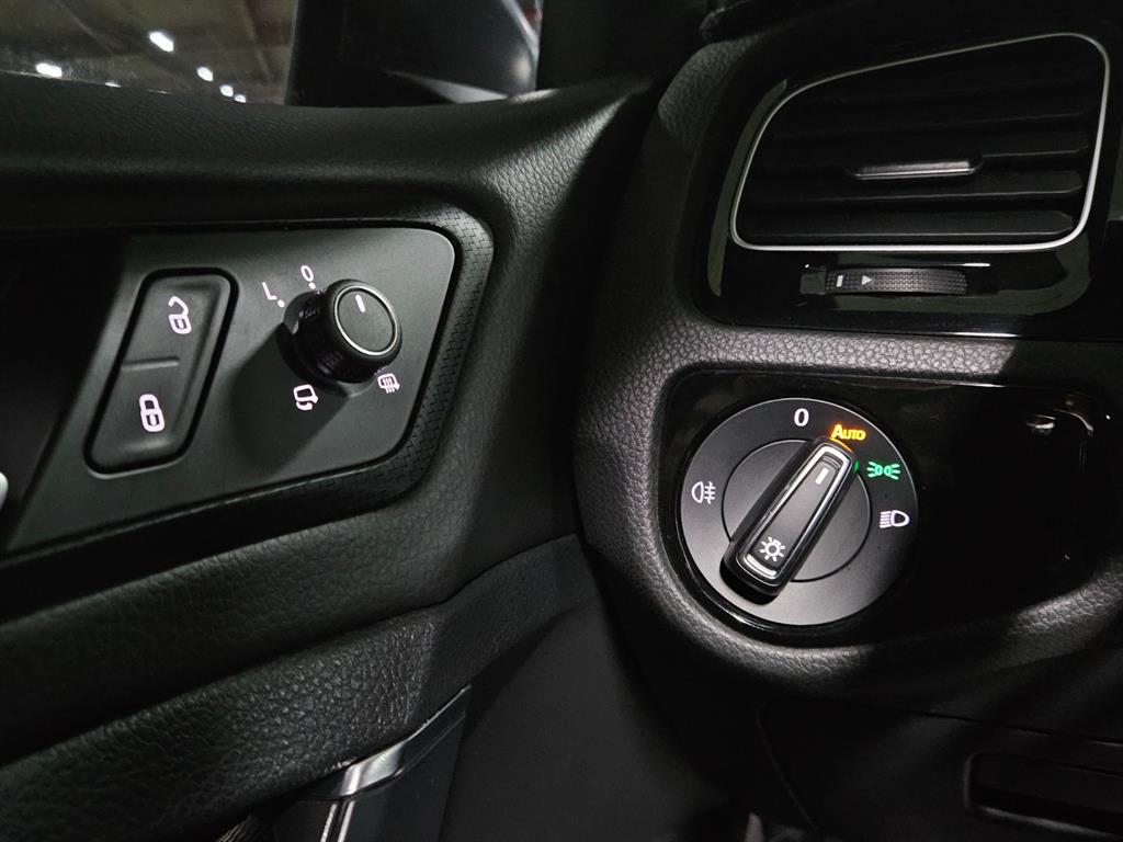 Volkswagen Golf 2016 Blanco - Importación desde Corea - HF Imports Iquique - Foto 13