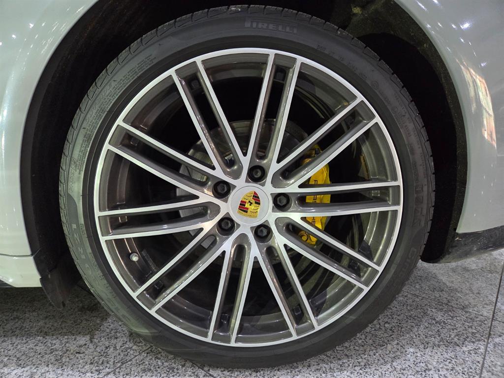 Porsche Panamera 2018 Gris - Importación desde Corea - HF Imports Iquique - Foto 19