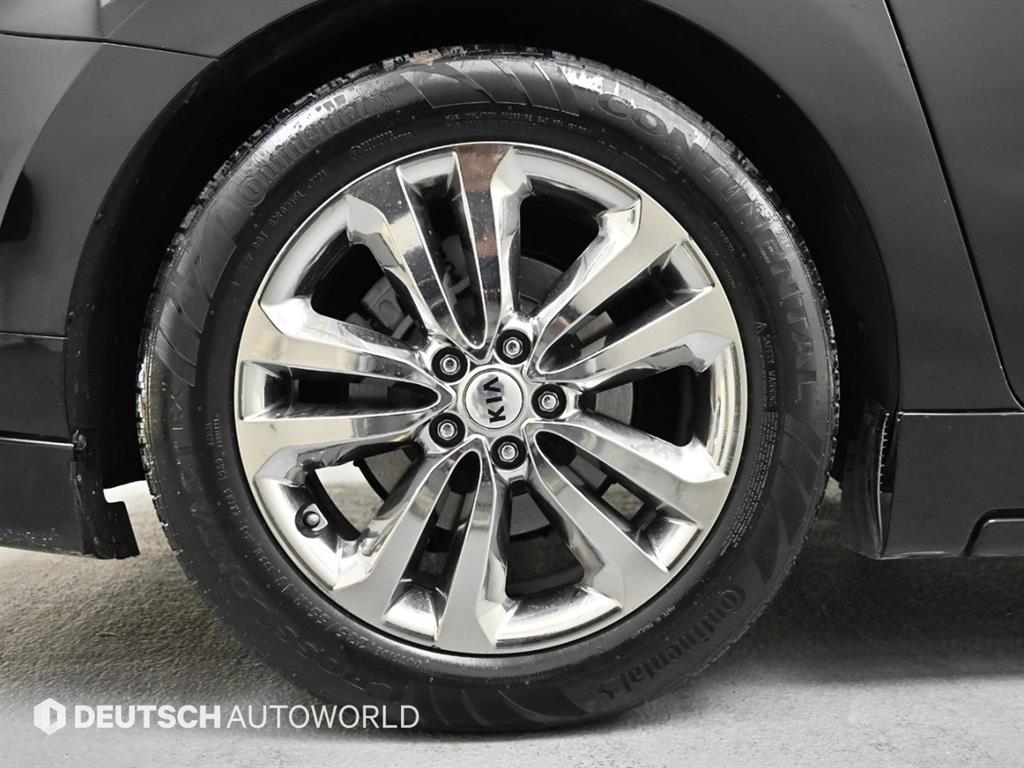 KIA Carnival - Vista 5