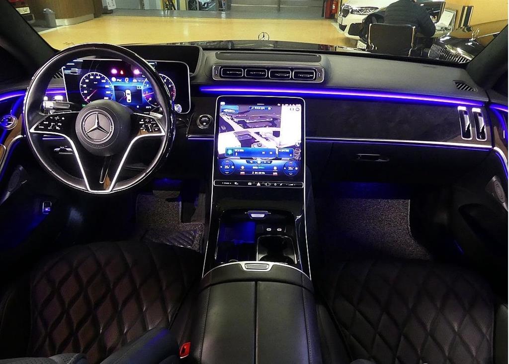 Mercedes Benz S Class - Vista 4