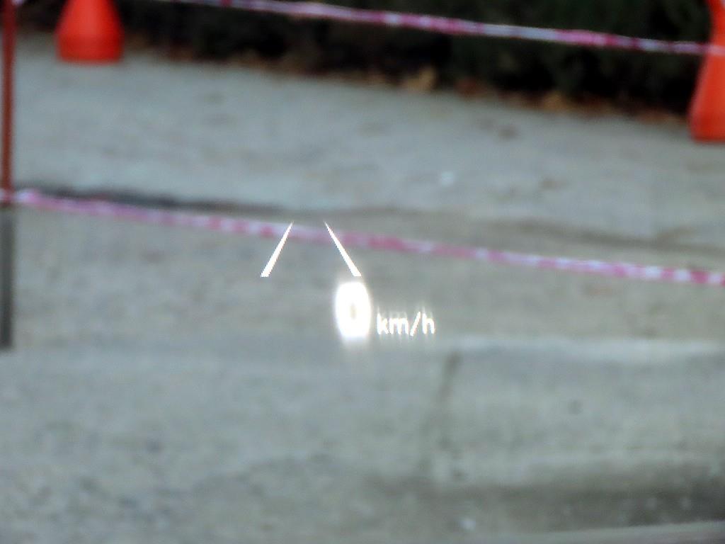 Genesis EQ900 - Vista 10