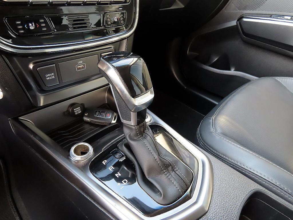 Ssangyong Tivoli - Vista 11