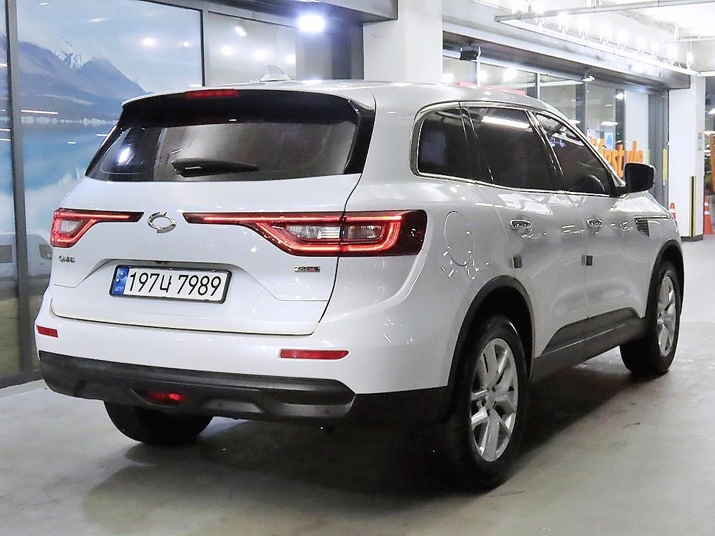 SAMSUNG QM6 - Vista 4