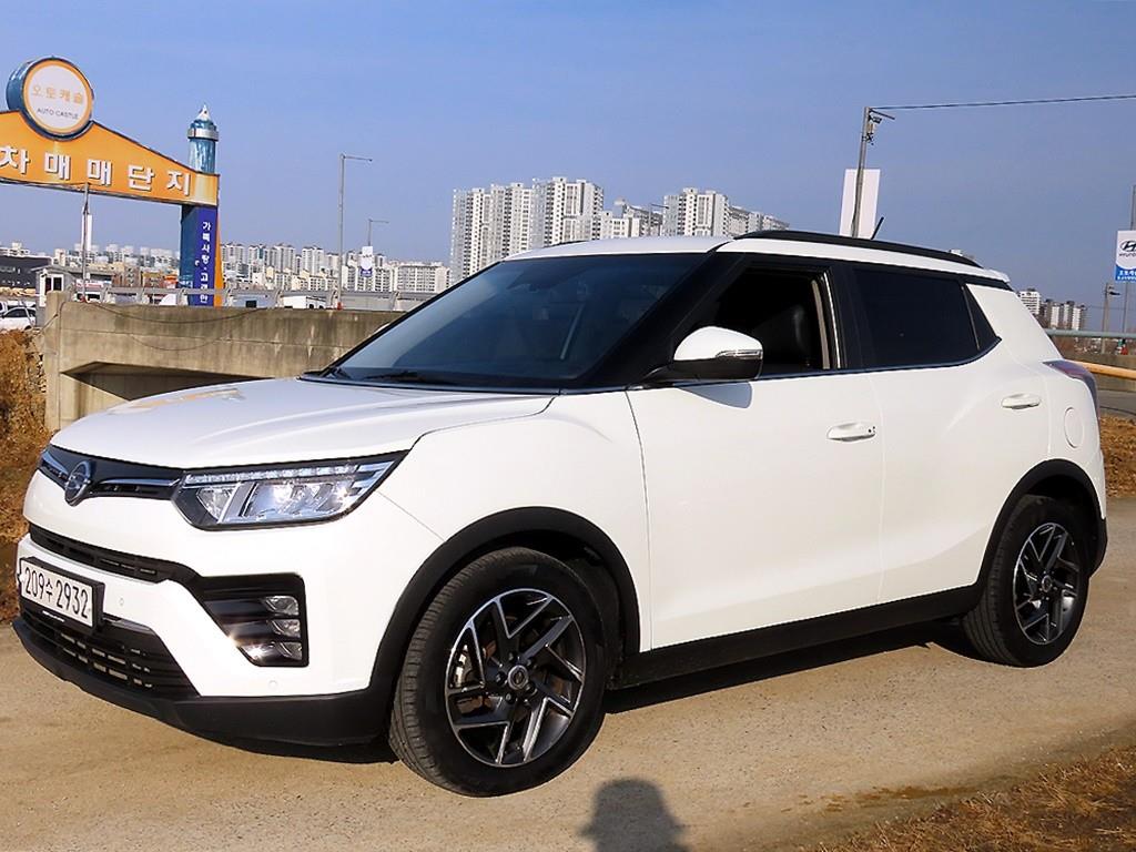 Ssangyong Tivoli - Vista 2