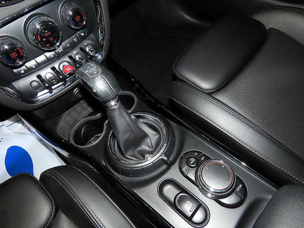 Mini Clubman - Vista 12