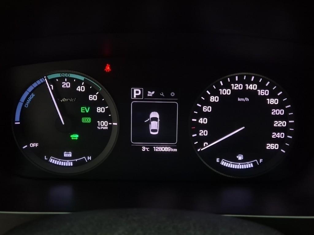 HYUNDAI Sonata - Vista 6