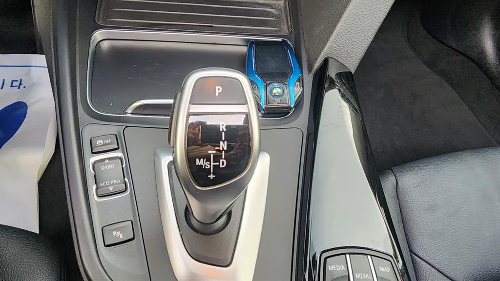 BMW Gran Turismo 2020 Negro - Importación desde Corea - HF Imports Iquique - Foto 20