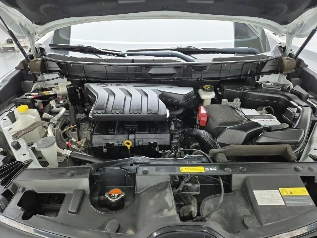 SAMSUNG QM6 - Vista 5