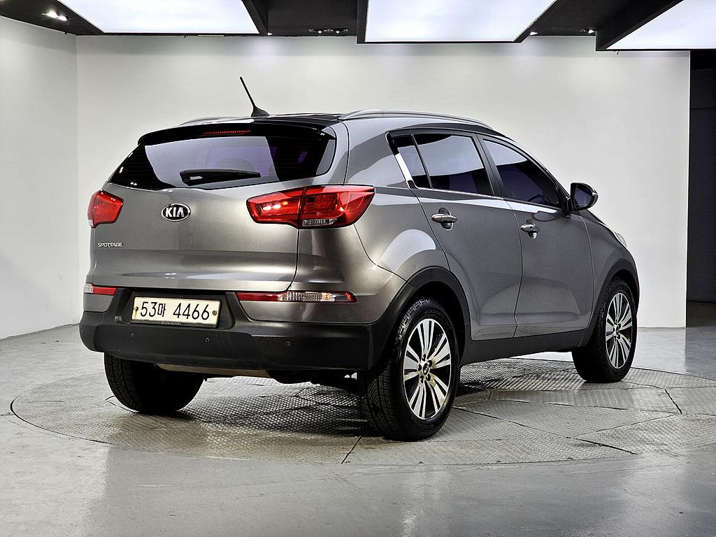 KIA Sportage - Vista 4