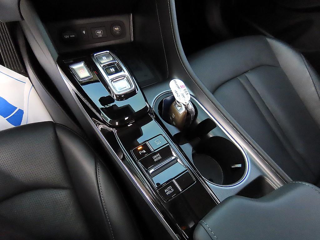 HYUNDAI Sonata - Vista 10