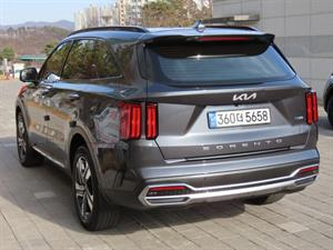 KIA Sorento - Vista 8
