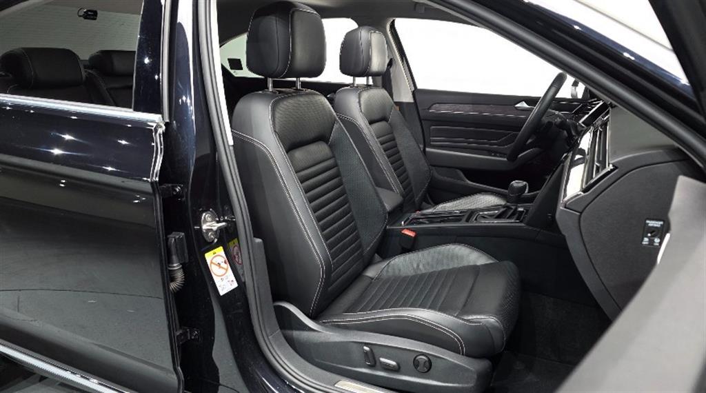 Volkswagen Passat - Vista 10