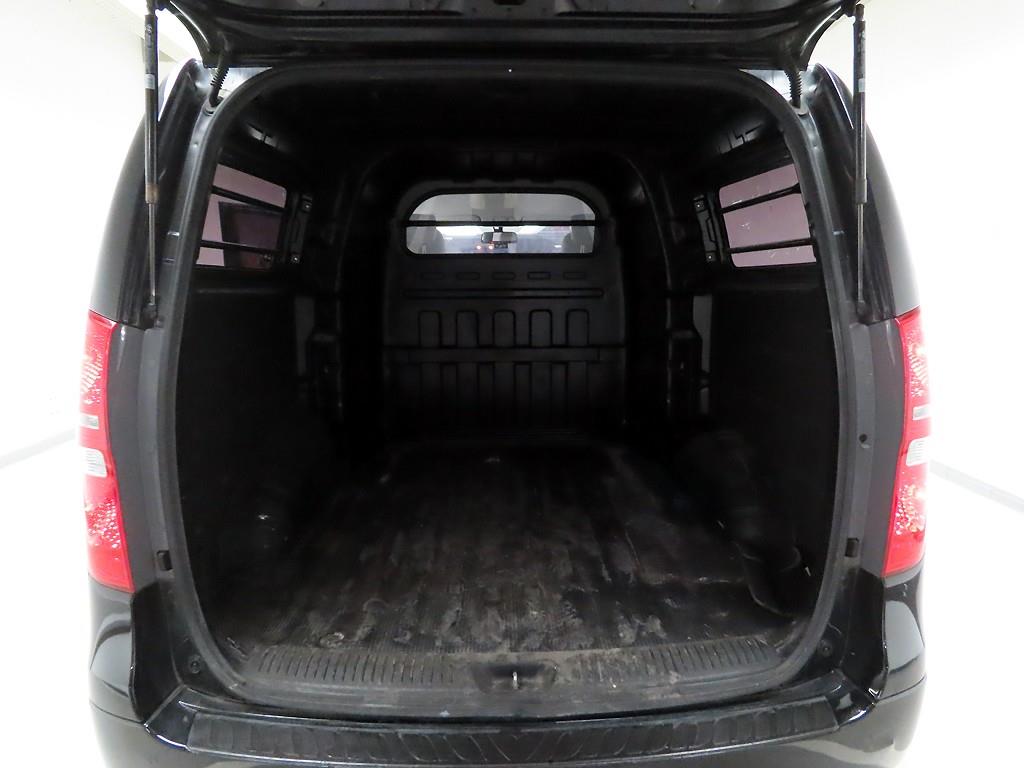 HYUNDAI Starex - Vista 5