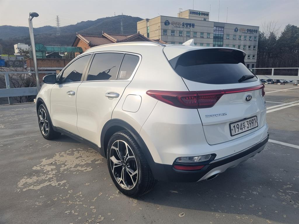 KIA Sportage - Vista 6