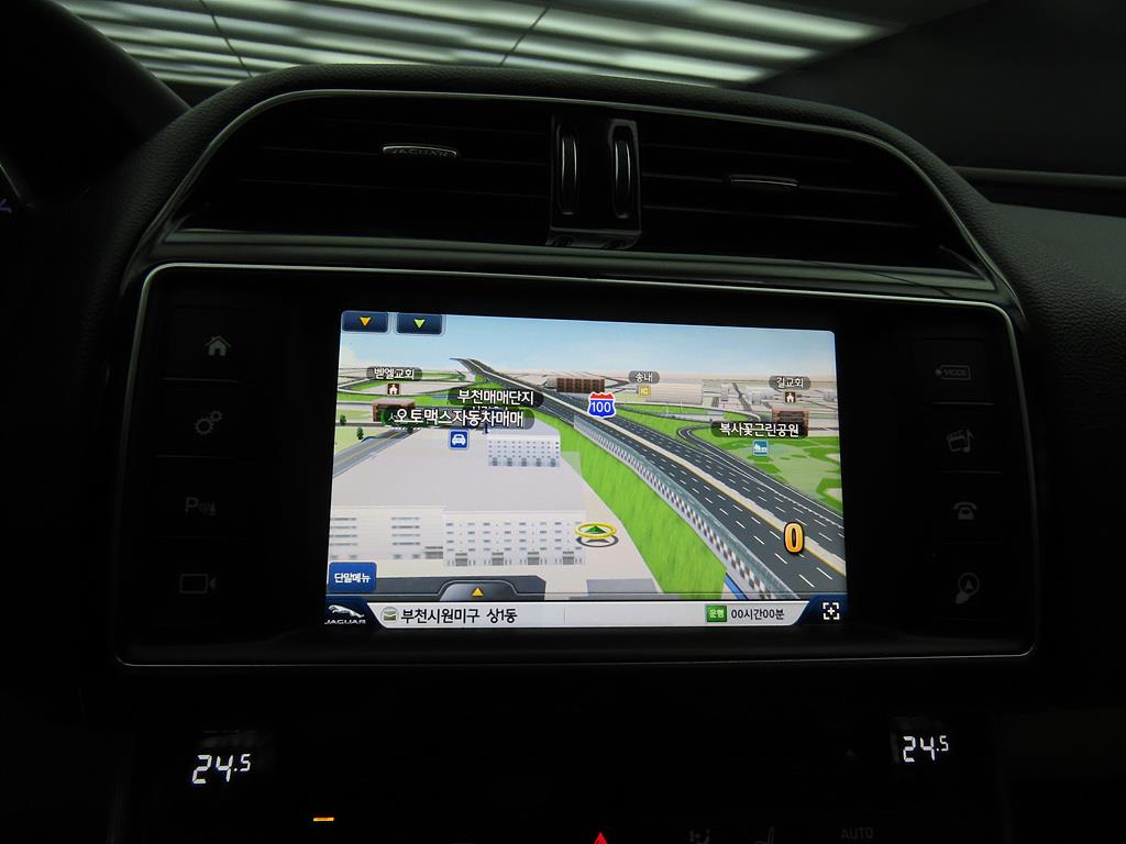 Jaguar XE 2016 Blanco - Importación desde Corea - HF Imports Iquique - Foto 13