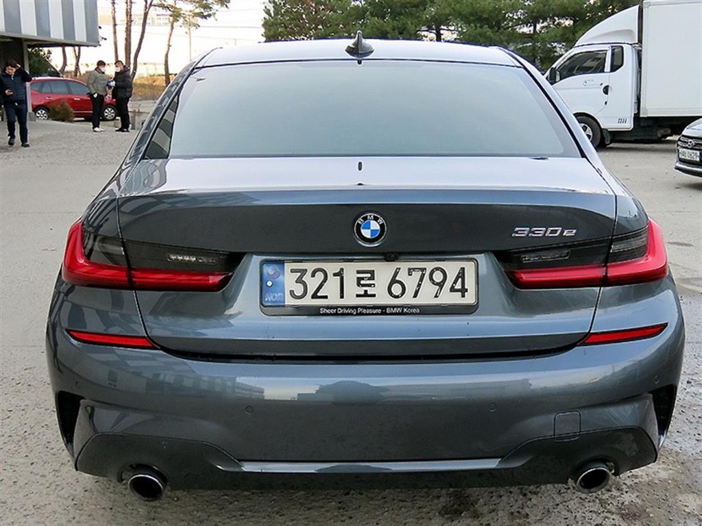 BMW 3 series - Vista 4