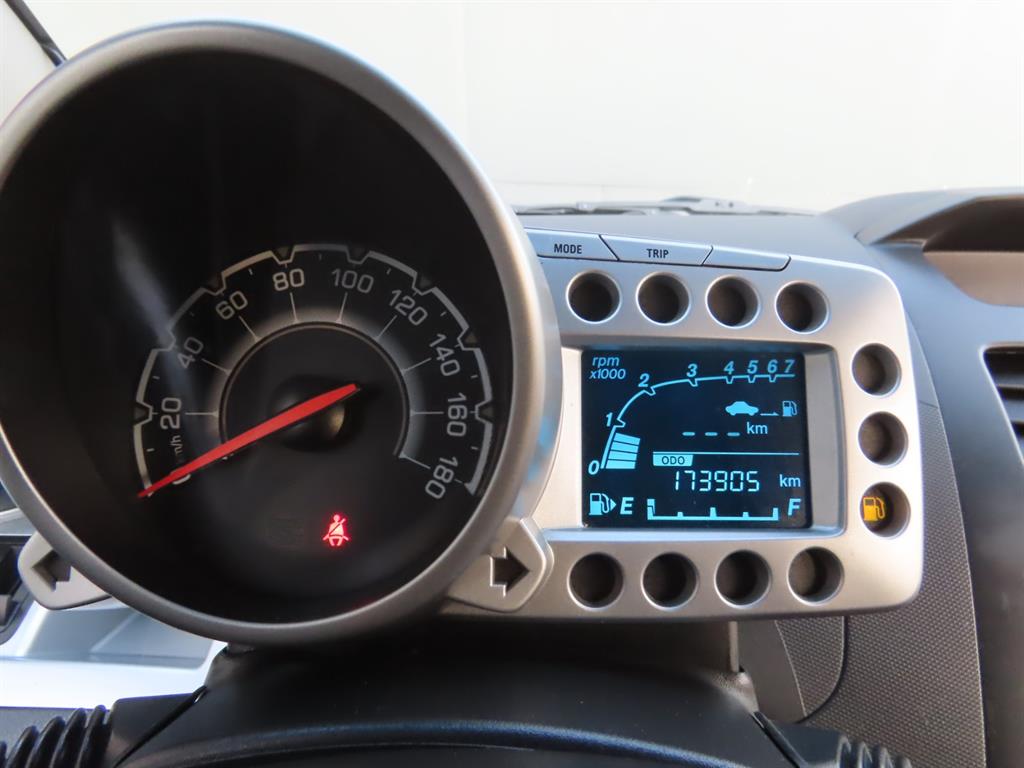 Chevrolet Spark 2013 Blanco - Importación desde Corea - HF Imports Iquique - Foto 7