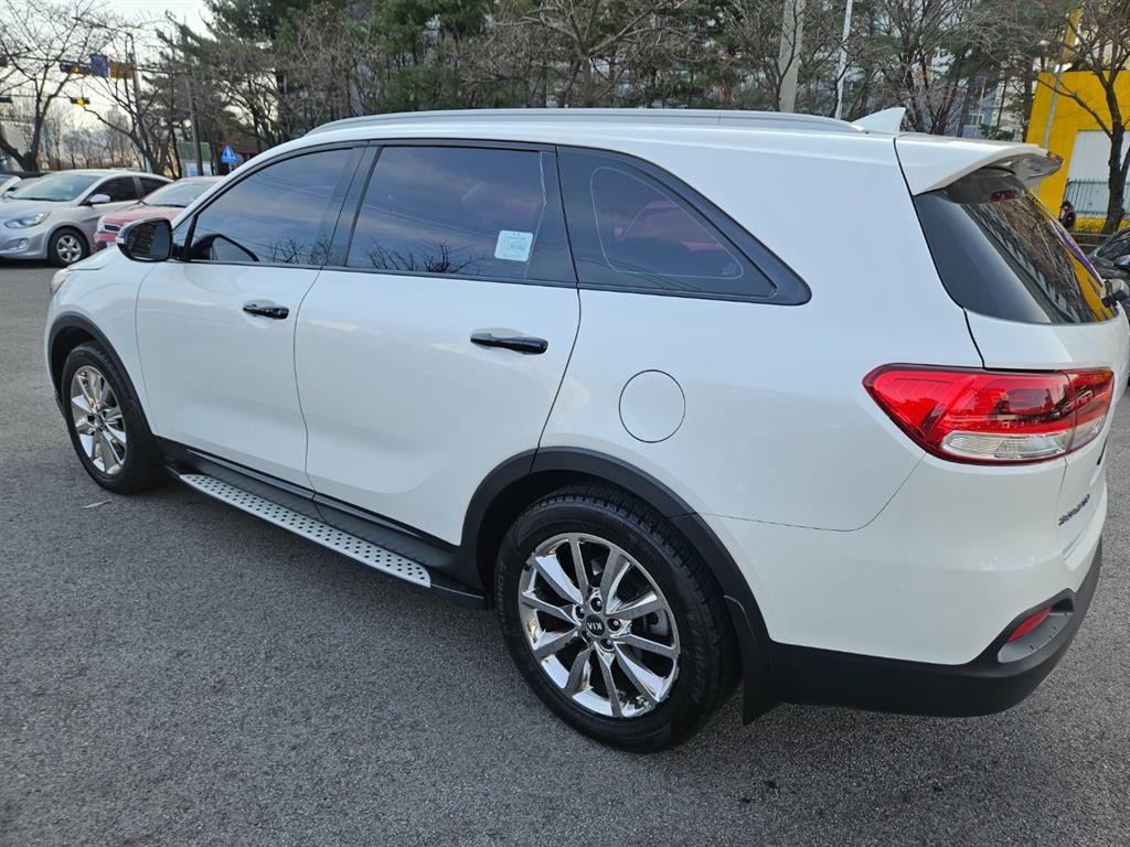 KIA Sorento - Vista 5