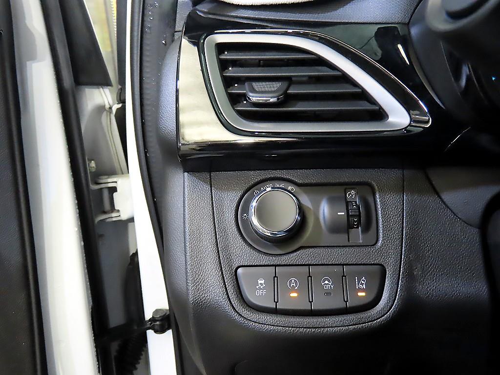 Chevrolet Spark 2019 Blanco - Importación desde Corea - HF Imports Iquique - Foto 17