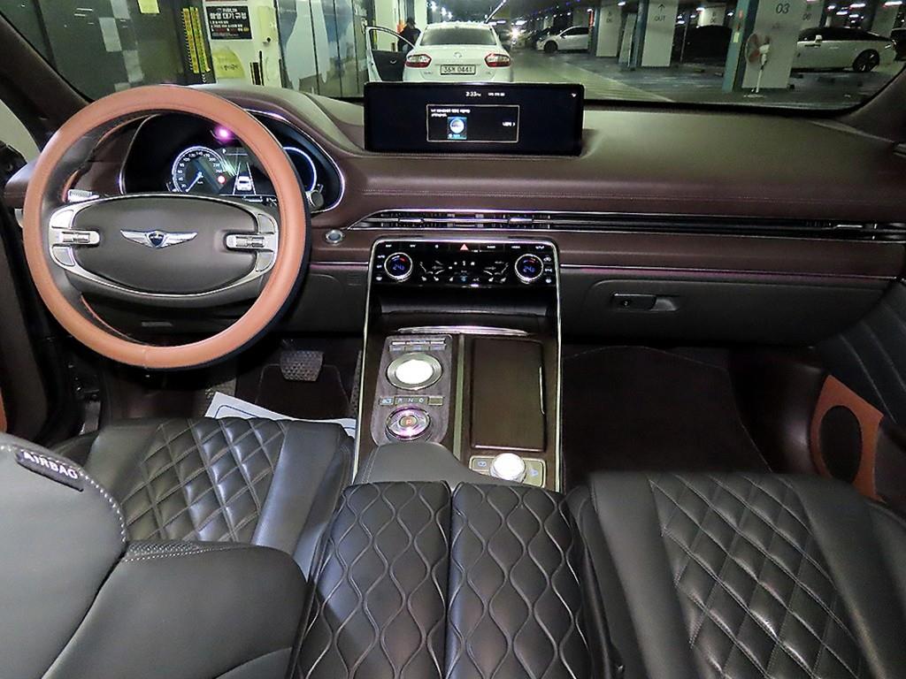 Genesis GV80 - Vista 10