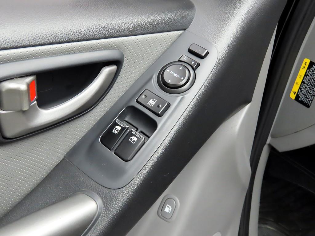 HYUNDAI Starex - Vista 11