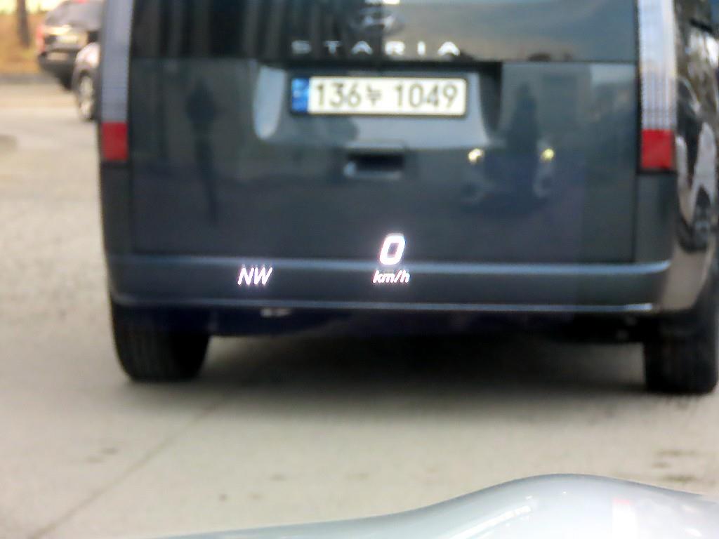 Mercedes Benz E class - Vista 10