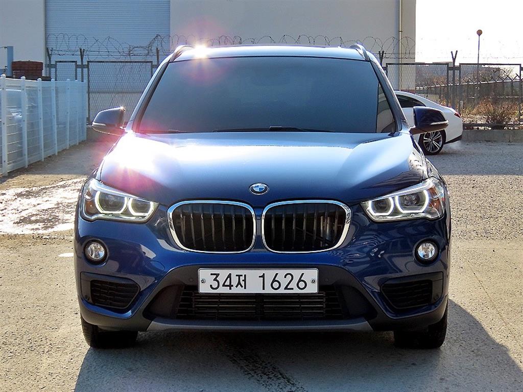 BMW X1 2018 Azul - Importación desde Corea - HF Imports Iquique - Foto 1