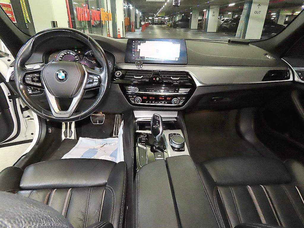 BMW 5 Series - Vista 10