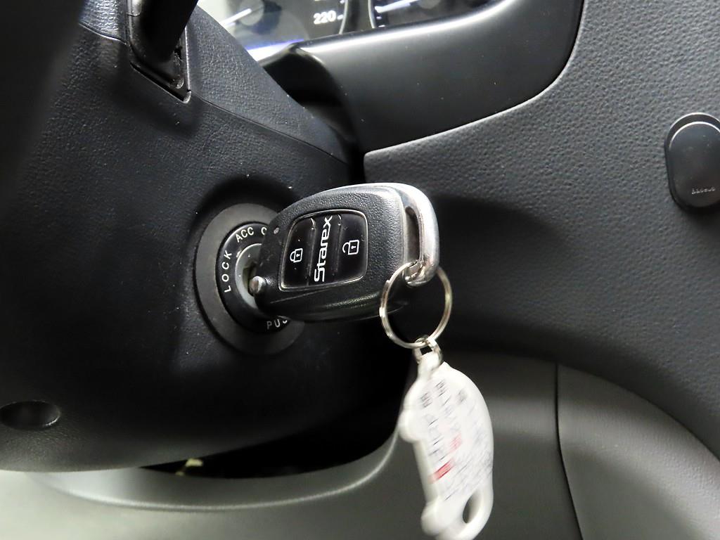 HYUNDAI Starex 2019 - Importación desde Corea - HF Imports Iquique - Foto 17