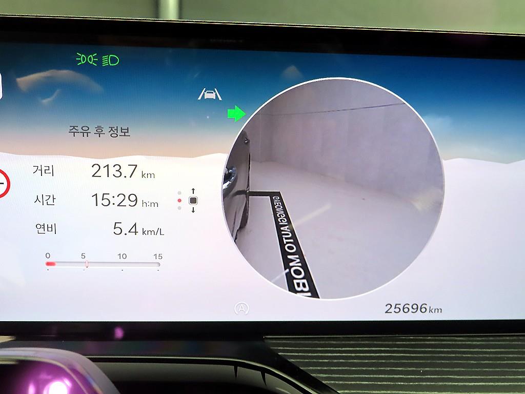 Genesis GV80 - Vista 8