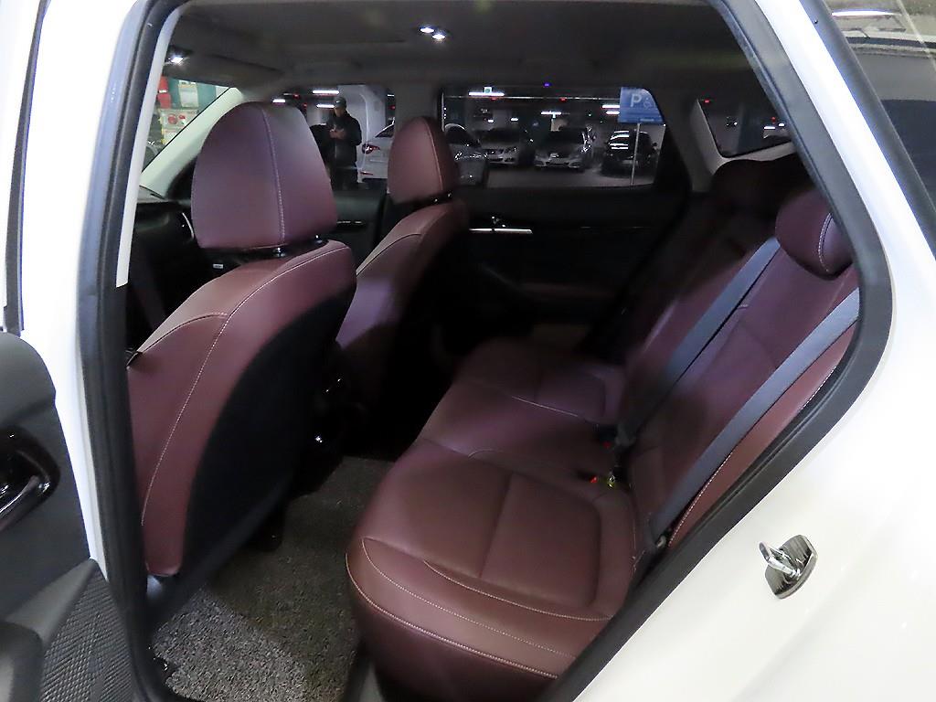 KIA Seltos - Vista 7