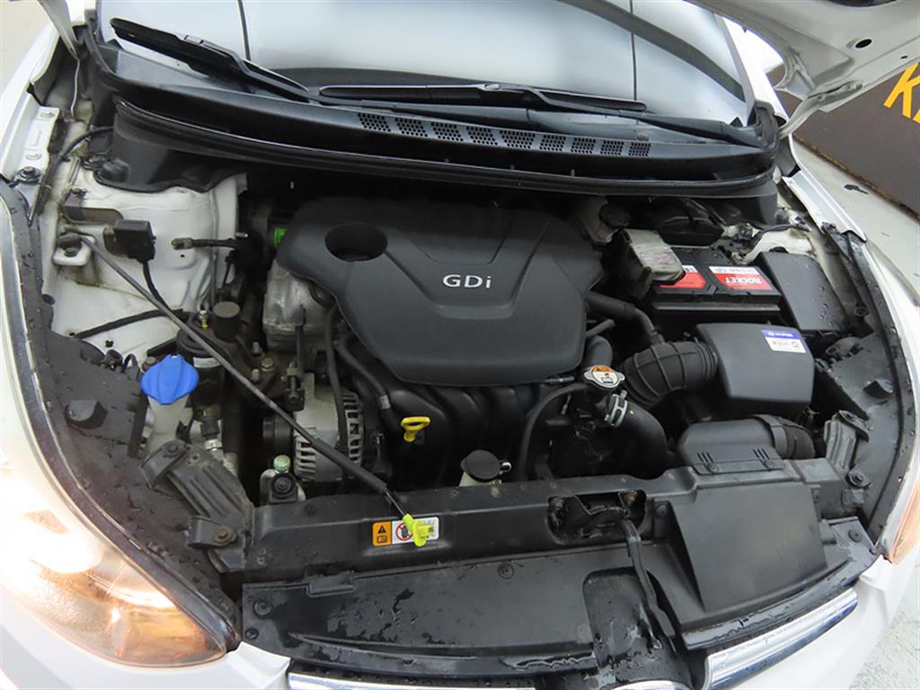 HYUNDAI Avante 2016 Blanco - Importación desde Corea - HF Imports Iquique - Foto 19