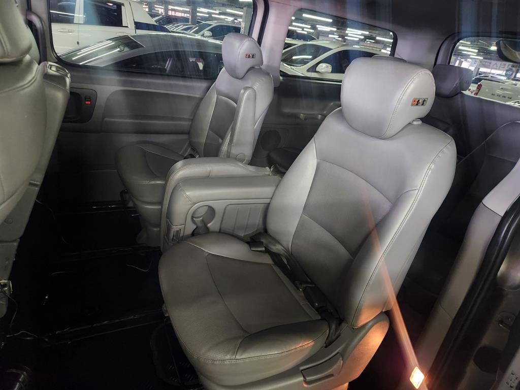 HYUNDAI Starex 2018 Gris - Importación desde Corea - HF Imports Iquique - Foto 17