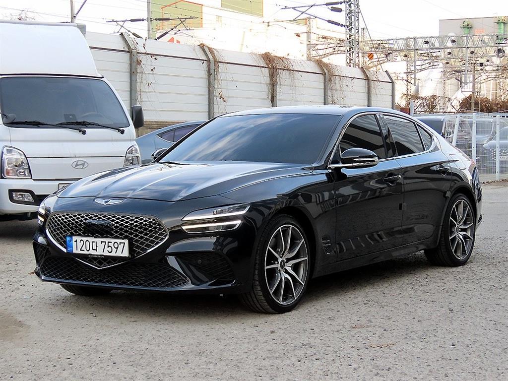 Genesis G70 - Vista 2