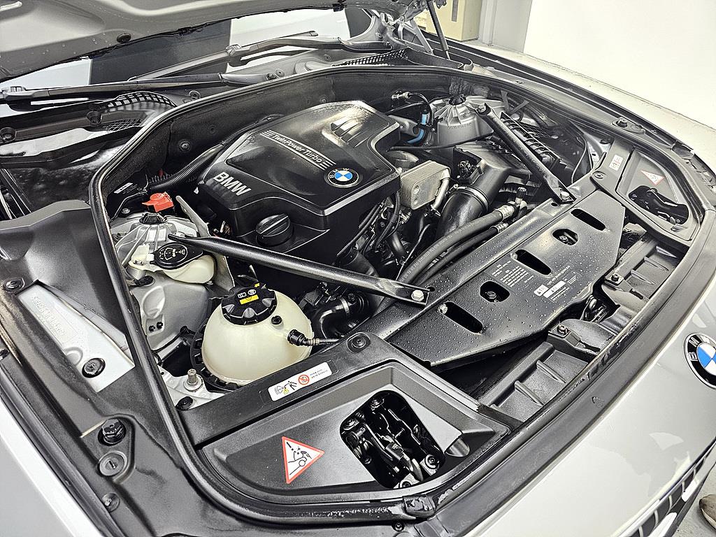 BMW 5 Series - Vista 6