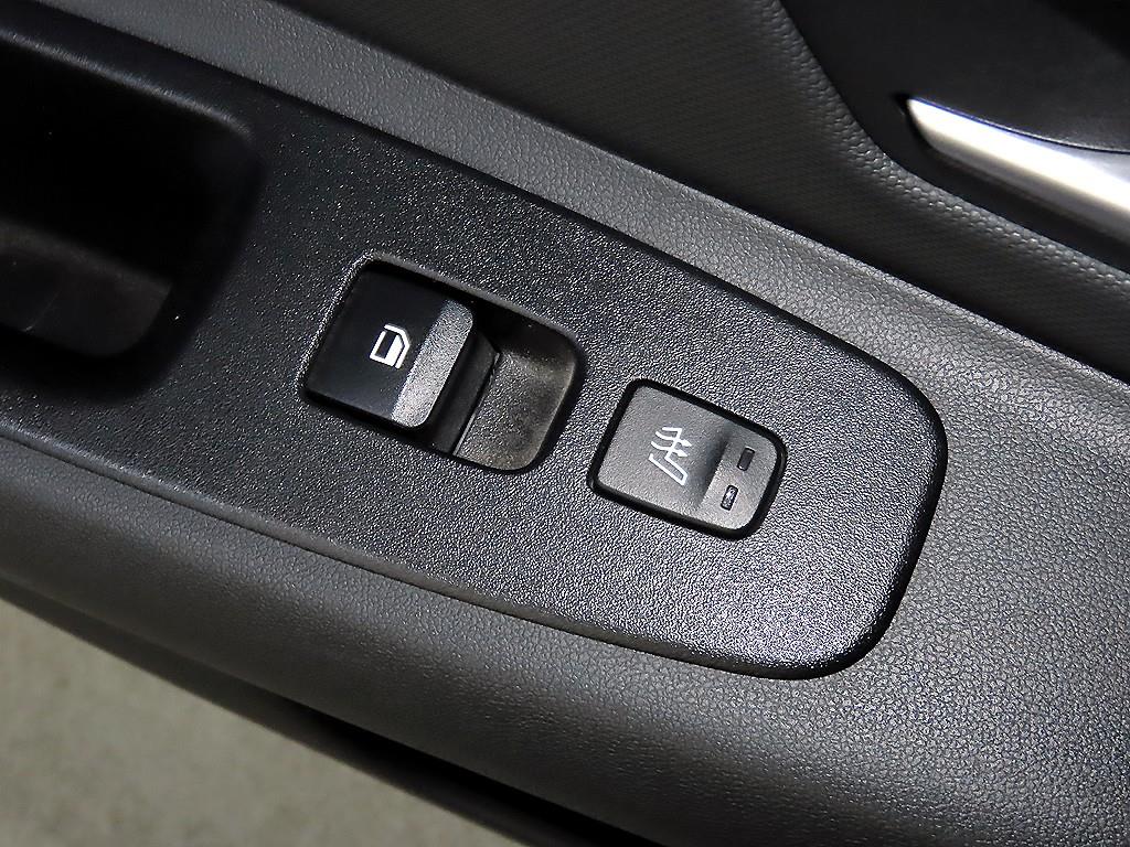 HYUNDAI Avante 2021 Blanco - Importación desde Corea - HF Imports Iquique - Foto 14