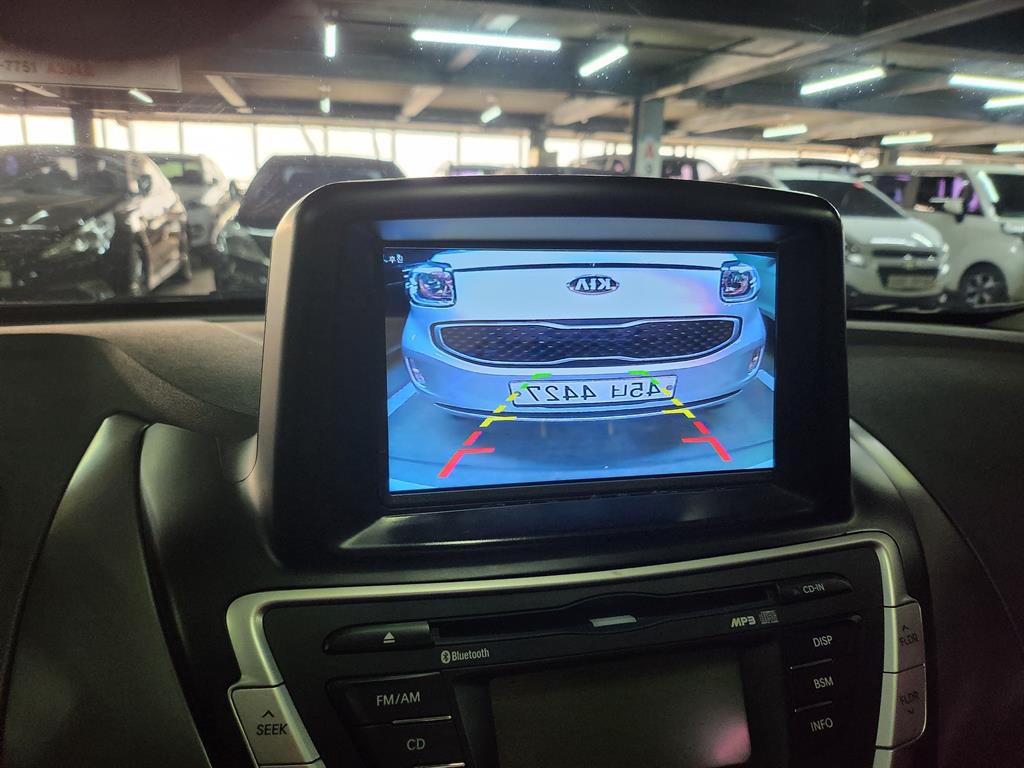 HYUNDAI Avante - Vista 12