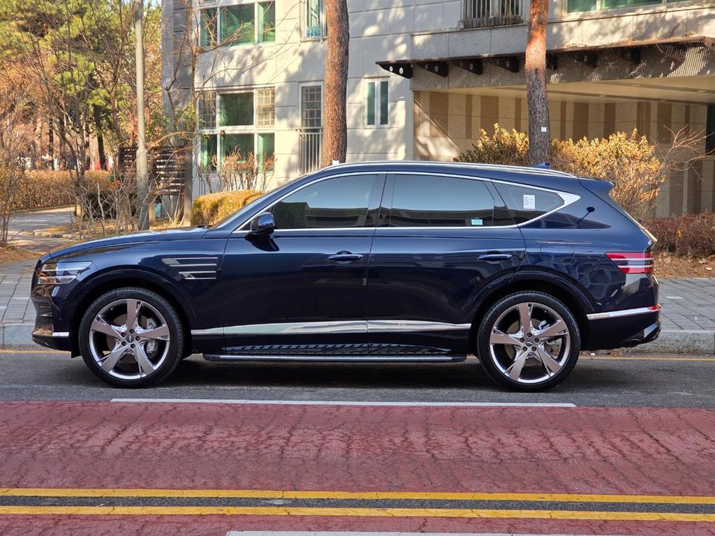 Genesis GV80 - Vista 6