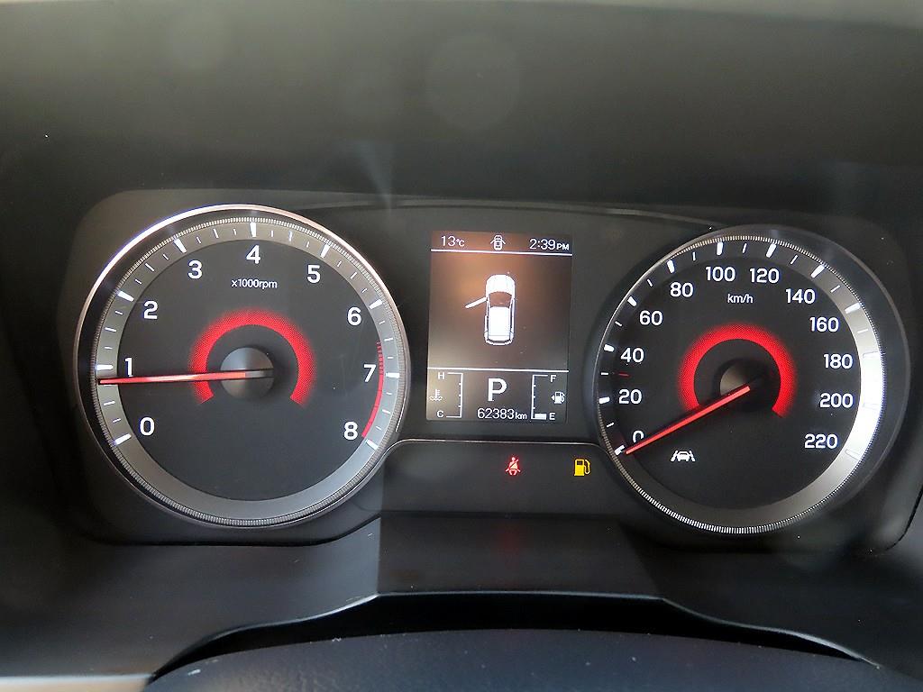 Ssangyong Tivoli - Vista 8