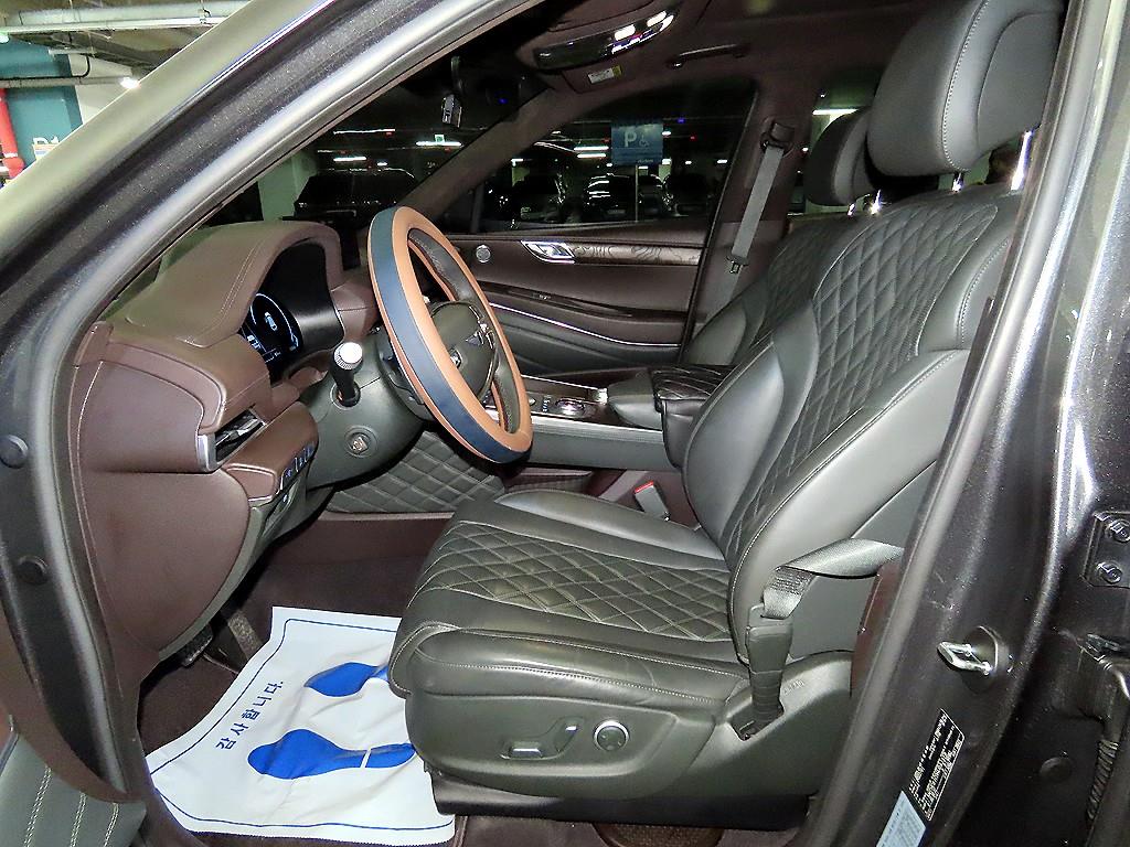 Genesis GV80 - Vista 6