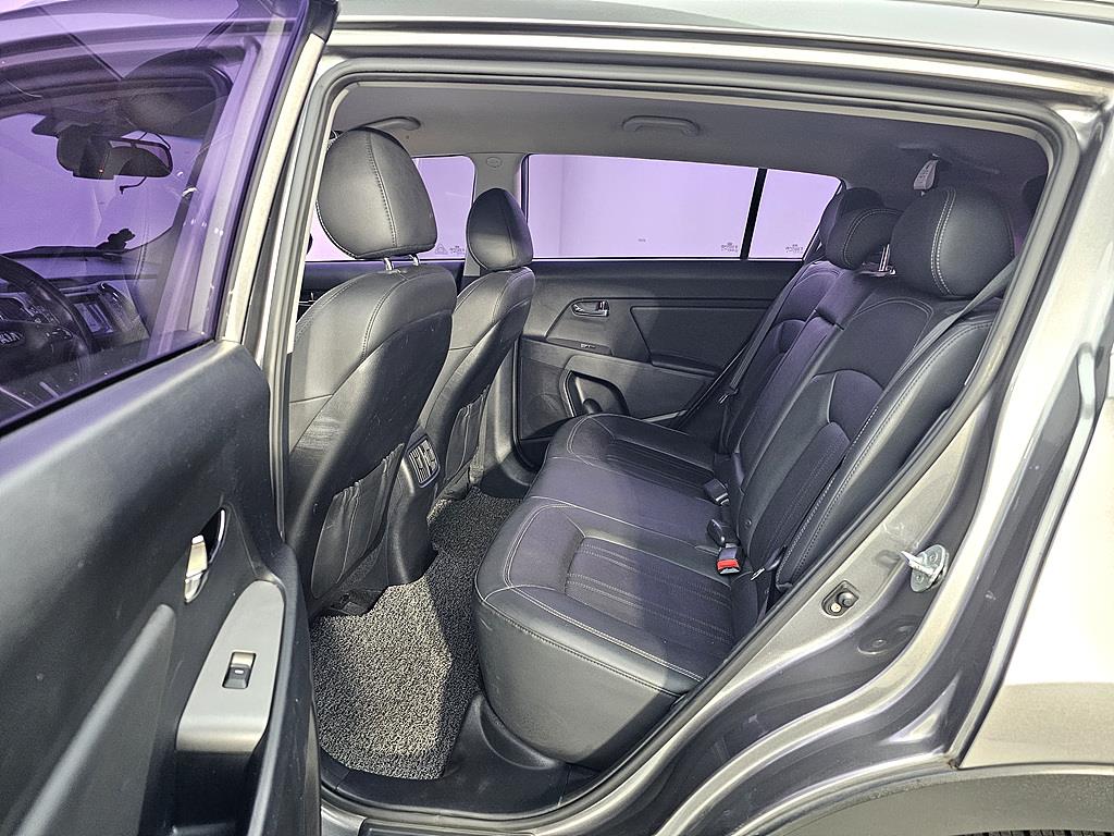 KIA Sportage - Vista 9