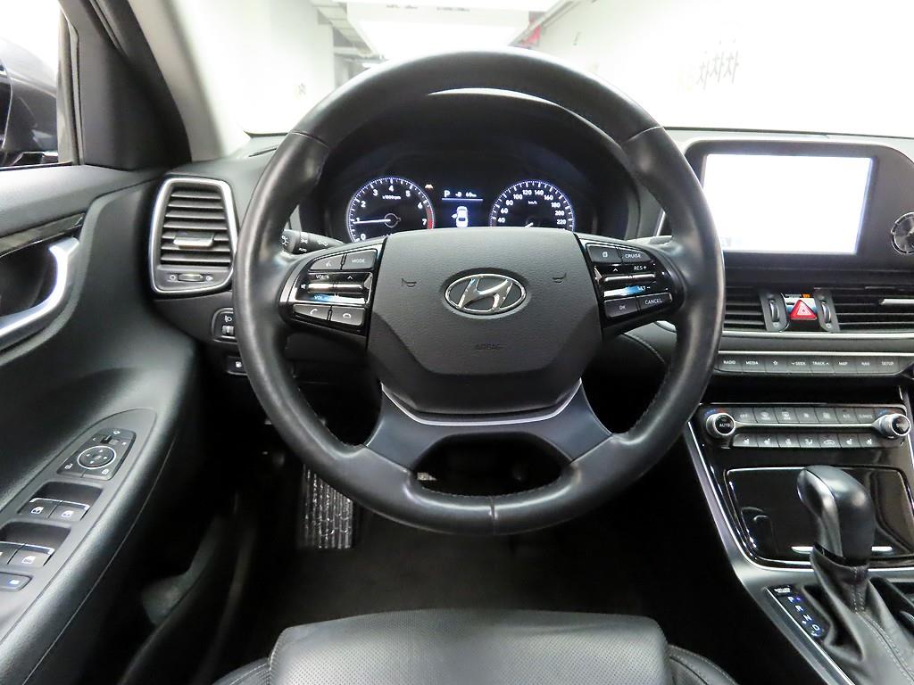 HYUNDAI Grandeur - Vista 7