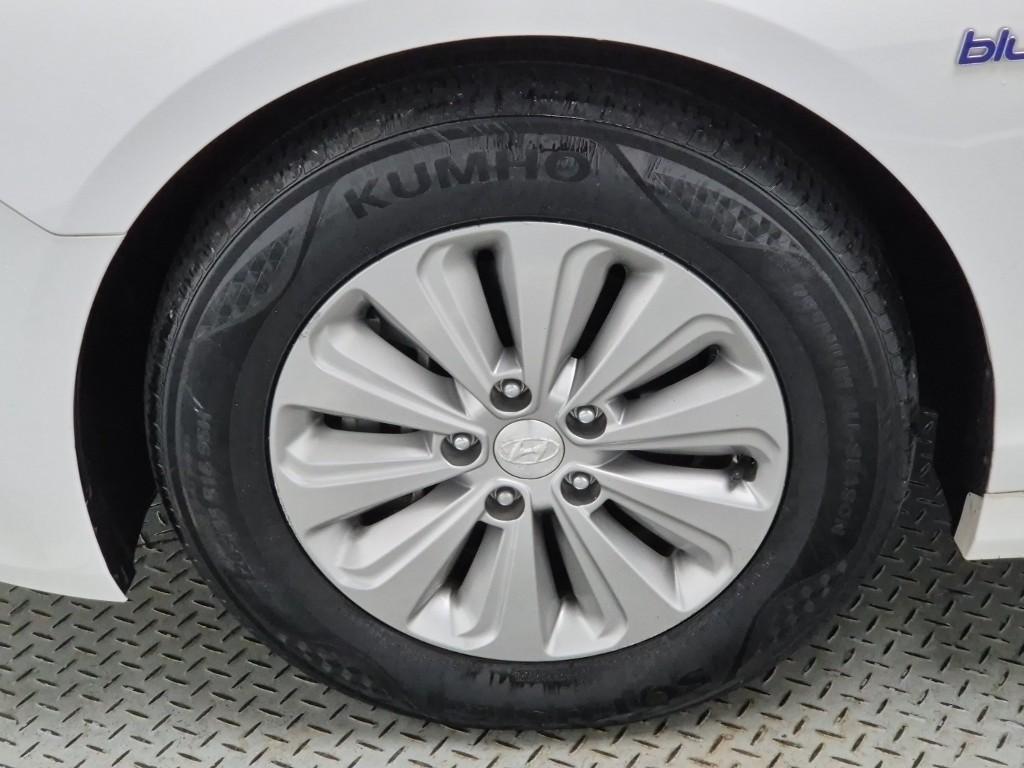 HYUNDAI Sonata 2017 Blanco - Importación desde Corea - HF Imports Iquique - Foto 16