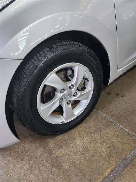 HYUNDAI Avante 2012 Gris - Importación desde Corea - HF Imports Iquique - Foto 13