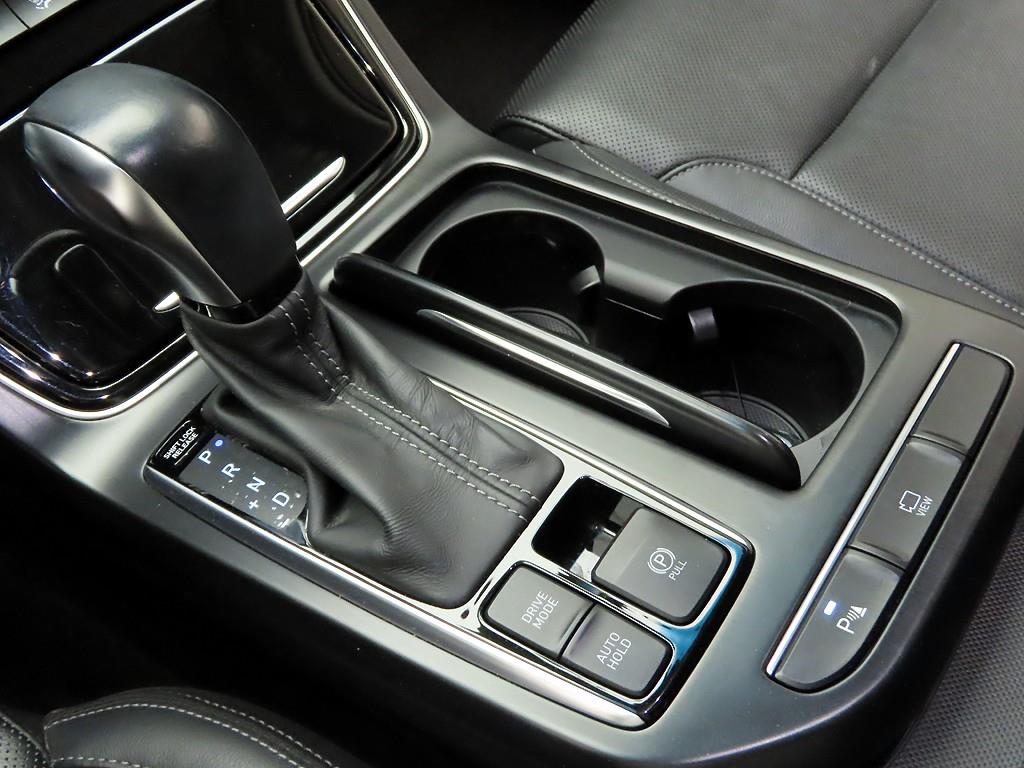 HYUNDAI Grandeur - Vista 10