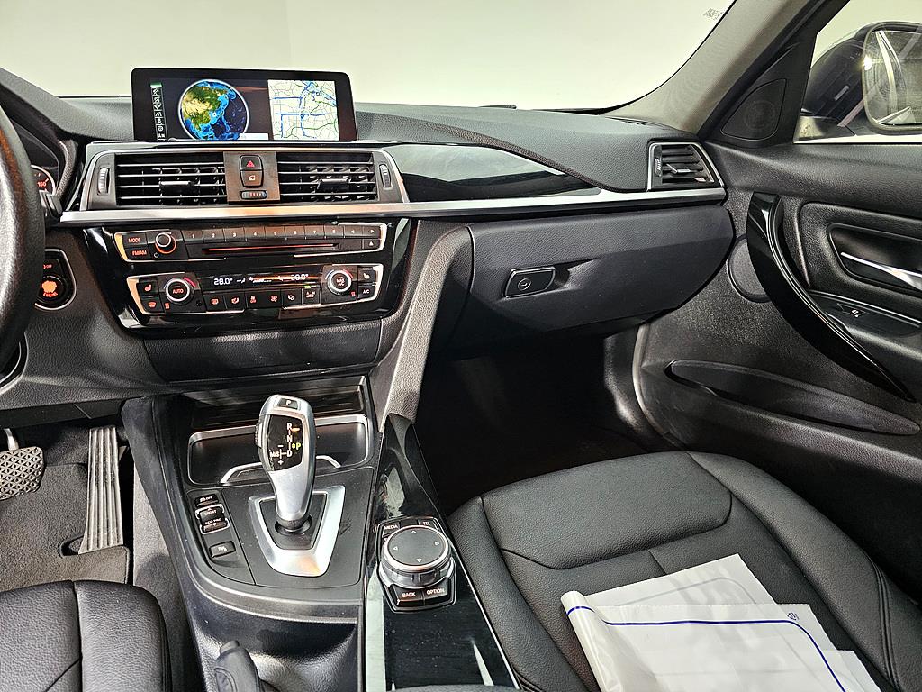 BMW 3 series - Vista 10